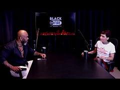 Play MP4 - Pediu para socar uma bola de t&ecirc;nis no cu&comma; quer ter liberdade financeira&comma; e em quem ela mama&comma; senta ou passa&period;&period;&period; - Annie Clementine &lpar;WATCH ON&colon; SHEER&sol;RED&rpar;