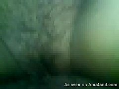 Play MP4 - Desi GF loves to suck