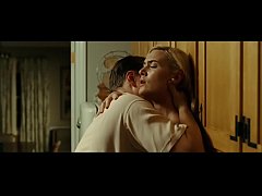 Play MP4 - Kate and Leo get it on in the kitchen