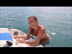 Play MP4 - Show coquin en direct sur le lac