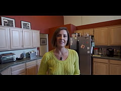 Play MP4 - Spending Christmas With Friend's Hot M