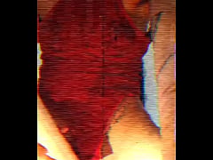 Play MP4 - Hey toi &excl; Tu es follower mais tu n'oses pas passer le cap de l'abonnement &period;&period;&period;