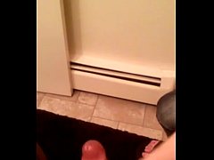 Play MP4 - Bathroom hj