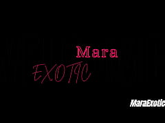 Play MP4 - Sexy Bbw Hotwife Blowing Off Steam Before Bed &vert; FULL VIDEO ON RED - Mara Exotic