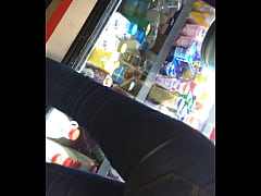 Play MP4 - Vecina en la tienda