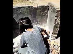 Play MP4 - bonneyuwu - viviendo en la calle&comma;hago pis en publico&comma;argentina