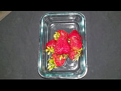 Play MP4 - Craving Cum cream on my strawberries&period; Que rico&period;