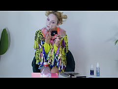Play MP4 - SFW Harley Quinn Make Over Pole Dance