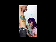 Play MP4 - Fernymoon chupa verga con vino