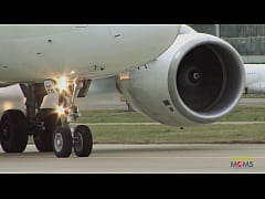 Play MP4 - Flight attendant having fast sex with the first officer in the cockpit