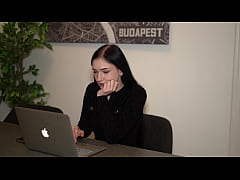 Play MP4 - Young girl lends us her mouth to fuck her without stopping - Britney Dutch