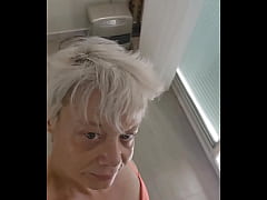 Play MP4 - Bonjour mon ch&eacute;ri j'esp&egrave;re que je te pla&icirc;t toujours