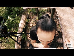 Play MP4 - &lbrack;POV BTS&rsqb; Pro blowjob in the middle of nowhere