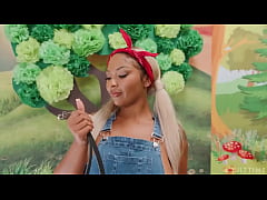 Play MP4 - Milk Maid