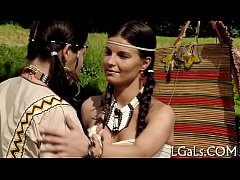 Play MP4 - Hot girls rub clitorises