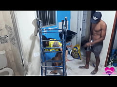 Play MP4 - Handyman BBC Fucking my Asshole