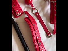 Play MP4 - &iexcl;Rojo y negro&excl; Ahora me faltas t&uacute; para amarrarme &quest;Red and black&excl; Now I need you to tie me up&period; miorgasmo MiOrg &period;&period;&period;