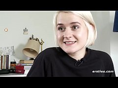 Play MP4 - Sweet Short Haired Blonde Fucking Herself with Dildo