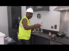 Play MP4 - Rose Skies Take Plumber's BBC Like a Slut