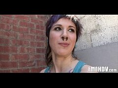 Play MP4 - Emo babe with tats 077