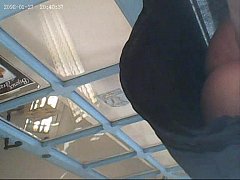 Play MP4 - upskirt no panties elodie 0001