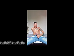 Play MP4 - Punhetando no quarto