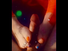 Play MP4 - Prettyfeetelite - Barefoot Goddess Twinkletoes - Handjob and Footjob ignoring husband while on the phone with lover with slo-mo cumshot