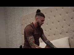 Play MP4 - Roomate's Busty GF is begging to feel desired - Violet Starr