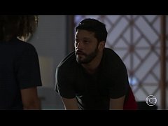 Play MP4 - Actor Armando Babaioff underwear