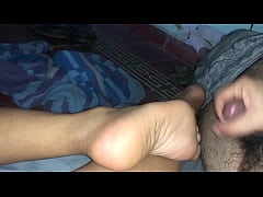 Play MP4 - sweet footjob morning