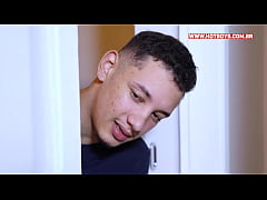 Play MP4 - Fazendo uma putaria a 3 depois do videogame