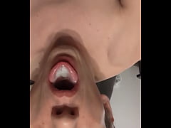 Play MP4 - Sissy Eating Her Food