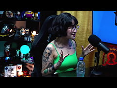 Play MP4 - DOIS REAIS OU UM PRESENTE MISTERIOSO DA MARTINA OLIVERA&quest; - Podcast P&aacute;pum no Barraco&excl;