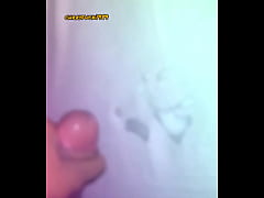 Play MP4 - Cream blast