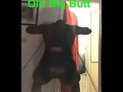 Play MP4 - Brody Richardson Demonstrates Big Muscle Ass Maintenance