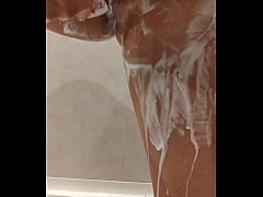 Play MP4 - Naked stepsister in shower