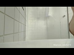 Play MP4 - I took a shower in the worst hotel bathroom of my life