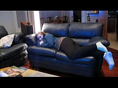 Play MP4 - Chubby GF Pounded on the Sofa