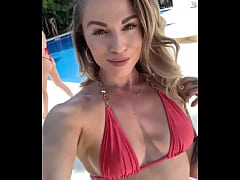 Play MP4 - Pool party with me&quest; ️