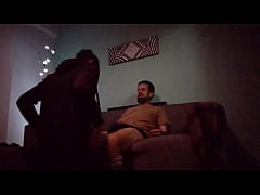 Play MP4 - Haciendo un poco de masajes y saboreando verga&period;&period;&period;