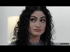 Play MP4 - Im fucking my friends teen stepdaughter