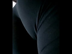 Play MP4 - CON LA JEFA DE MI AMIGO OSCAR DO&Ntilde;A MARY ME DA UNAS MAMADAS Y LE GRABO EL CULO