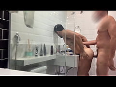 Play MP4 - TOMANDO LEITADA DE MANH&Atilde; CEDO