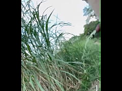 Play MP4 - Outdoor pee and tease