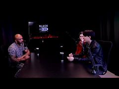 Play MP4 - Perdeu uns f&atilde;s quando come&ccedil;ou gravar com outro&comma; recebeu hates pelo namoro&comma; e queria aprender a dar prazer pra um homem - Yastrixx & Dixon &lpar;WATCH ON&colon; SHEER&sol;RED&rpar;