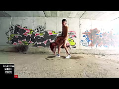 Play MP4 - Mi prima follando&period; Una silla y un t&uacute;nel para follar