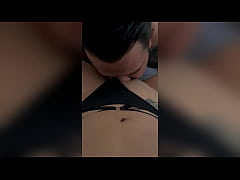 Play MP4 - MI CU&Ntilde;ADA ME GRABA CHUPANDOLE LA CUQUITA&comma; ME ENCANTA LAMER EL SEMEN QUE LE DEJA MI HERMANASTRO