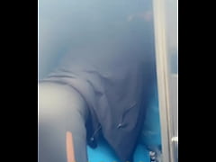 Play MP4 - Besoin d aide pour vider mon camion &comma; des volontaires &quest;