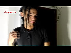 Play MP4 - Garoto magrinho gostoso