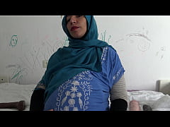 Play MP4 - hot algerian arab cuckold wife living in France